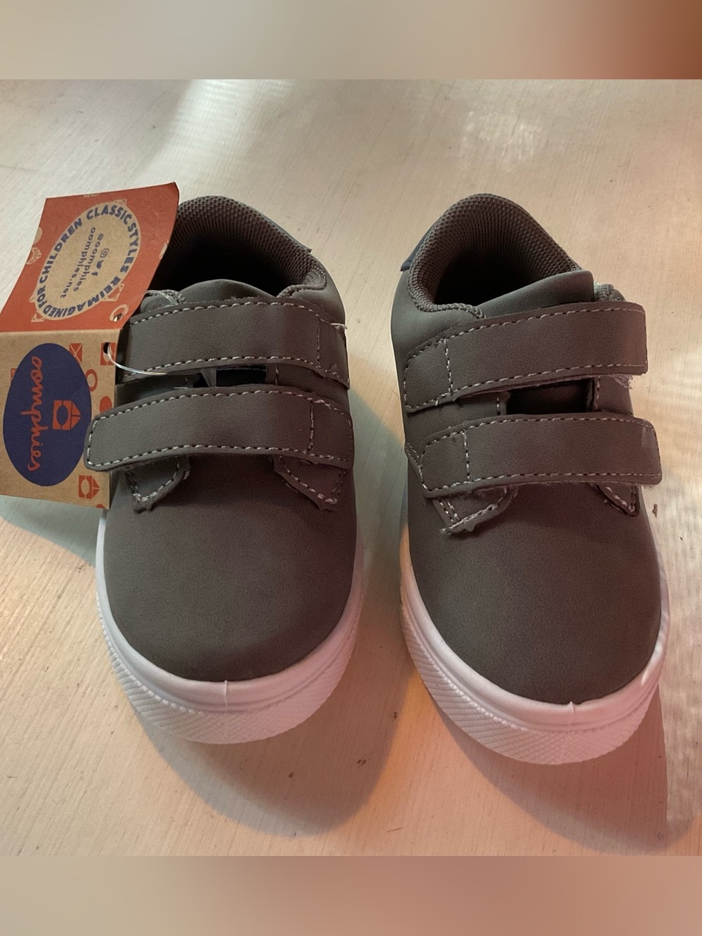 Oomphies Kids Grey and Navy Velcro Sneakers